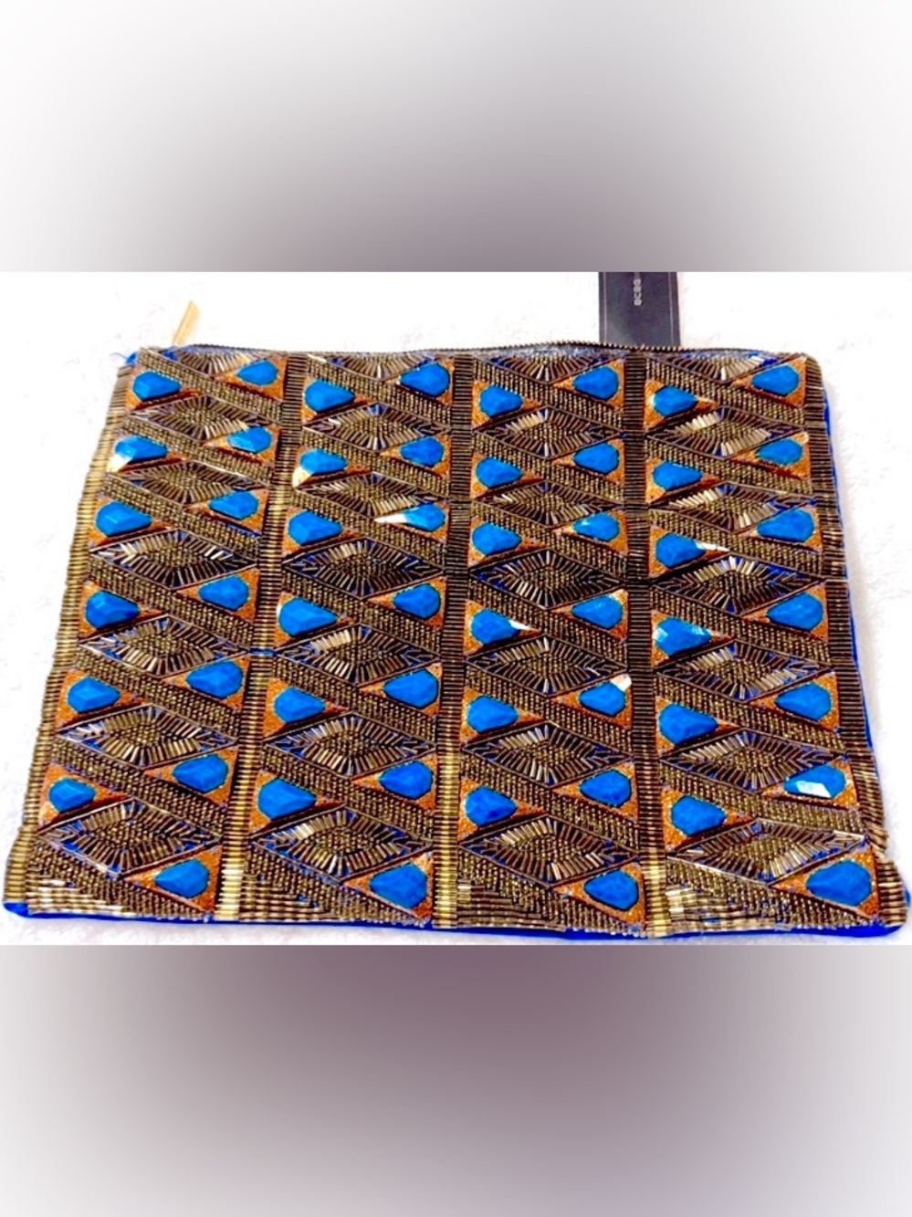 BCBG MAXAZRIA $298 retail RIHANNA
BEADED COLBALT BLUE SILK FOLDOVER CLUTCH NWT - Picture 3 of 10